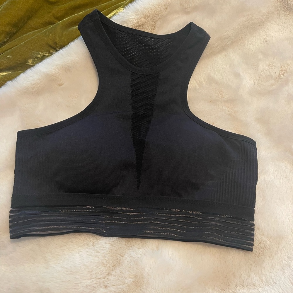 🔥 2 for $10 🔥 C&C California Sports Bra NWT